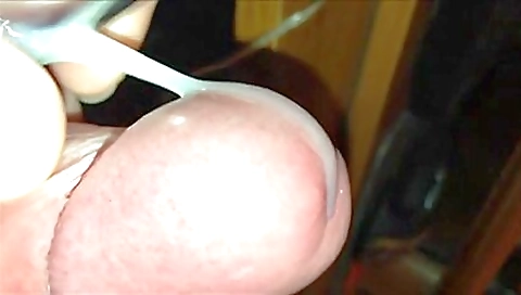 Amateurs cumshot with cumshot inside a sexy vagina