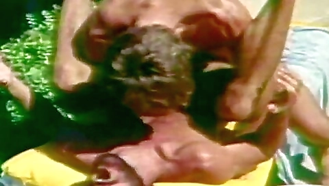 Hot vintage teen brunette 18+ milf fucked by a stud