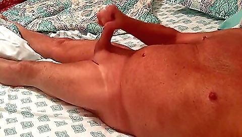 Amateur mature massage with huge cock for a big ass woman