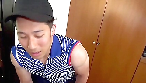 Asian milf gets her pussy fucked by a hardcore guy