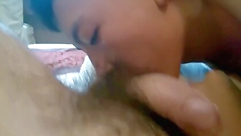Amateur 18+ asian shows what she does to her older boyfriend