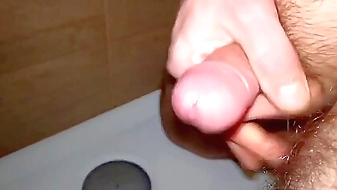 Prostate cumshot on a girl in amateur porn video 1