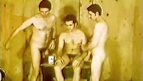 Bareback and deepthroat bondage video with a young man