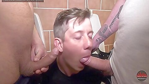 Amateur gay threesome video - David Lee and James Huck