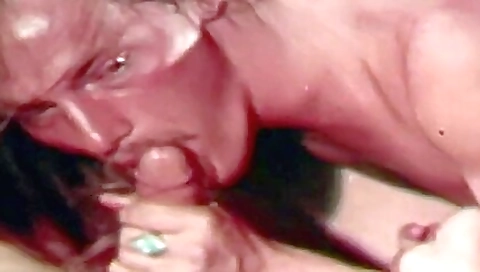 Vintage blonde gets fucked on a duffy and gets a facial