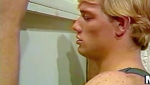 Brunette with a vintage face is having hardcore sex